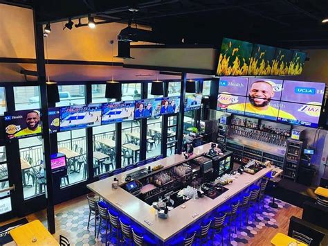 Sports bars dallas. Things To Know About Sports bars dallas. 